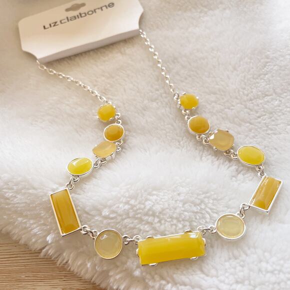 Liz Claiborne Statement Necklace Yellow Silver Tone Round Rectangular Links New - Picture 3 of 12